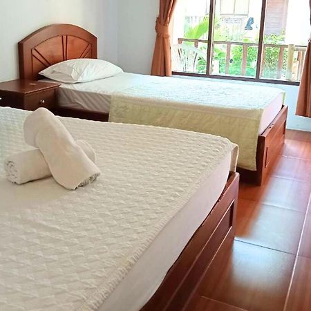 Bank Guesthouse Хаад Рин Экстерьер фото